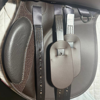 Thorowgood T9 Low Wither LWG GP Brown 17.5" ADJ