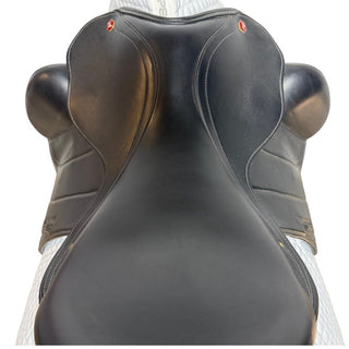 Albion Fabrento ADJUSTA Dressage Black 18" MW 6 | Saddles Direct