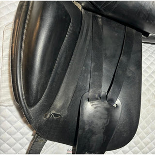 Amerigo Pinerolo Dressage Black 17.5" +2 W 5 | Saddles Direct