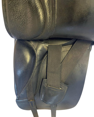 Barnsby Raven Dressage Black 17" M 5 | Saddles Direct