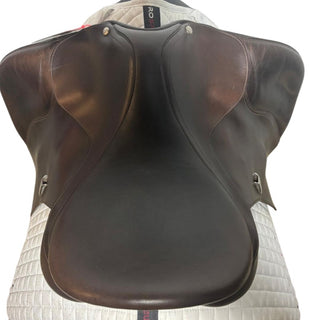 Bates WIDE AP GP Brown 16.5" ADJ 6 | Saddles Direct