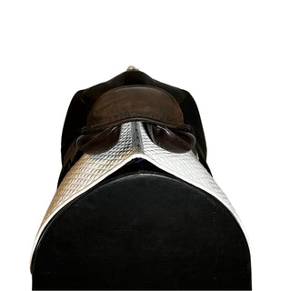Childeric DHD Wide tree Dressage Brown 18" W 3 | Saddles Direct