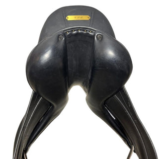 Childeric DSC Monoflap Dressage Black 17.5" W 5 | Saddles Direct
