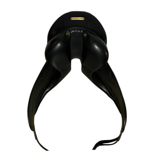 Devoucoux Makila 3A Black 18" FITS 17.5" generous M 5 | Saddles Direct