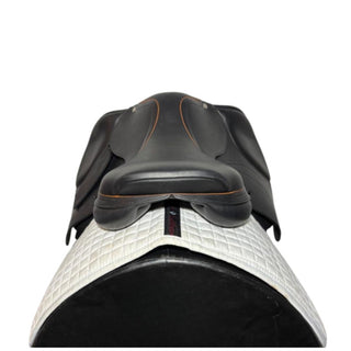 Equipe Expression Special Jump Black 17"+2 W 4 | Saddles Direct