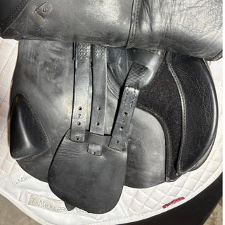 Farrington International Event Jump Black 17.5" MW 8 | Saddles Direct