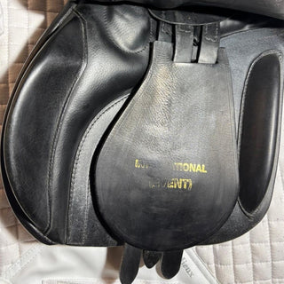 Ideal International Event VSD GP Black 18" MW 7 | Saddles Direct