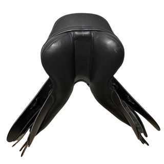 Kent and Masters MPO pony club GP Black 15" ADJ 9 | Saddles Direct