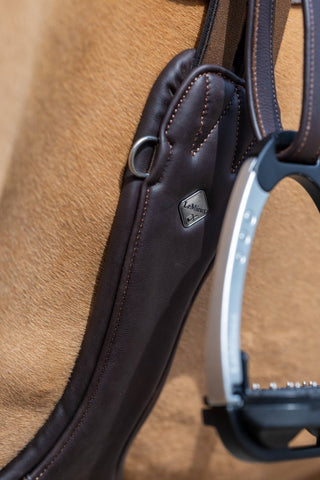 LeMieux Gel - Tek Anatomic Jumping Girth 7 | Saddles Direct