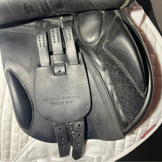 Nathaniel Underwood GP Black 17" MW 8 | Saddles Direct