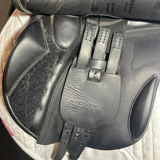 Nathaniel Underwood GP Black 17" MW 7 | Saddles Direct