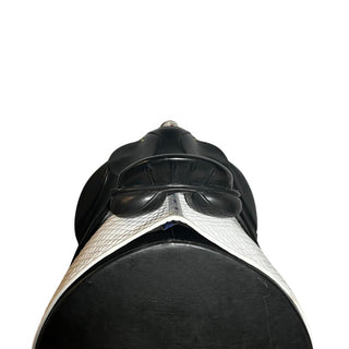 Oakfield GP Black 17" MW 4 | Saddles Direct