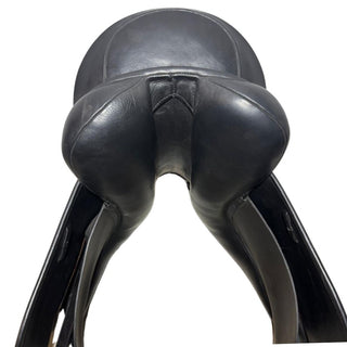 Pony, Cob & Horse Coniston Dressage Black 17" MW 9 | Saddles Direct