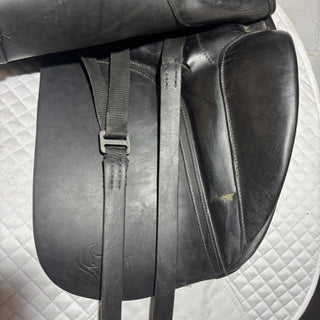 Pony, Cob & Horse Coniston Dressage Black 17" MW 8 | Saddles Direct