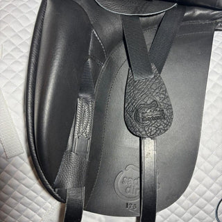 Saddles Direct Precision Deluxe Dual Dressage Black 17.5" MW 5 | Saddles Direct