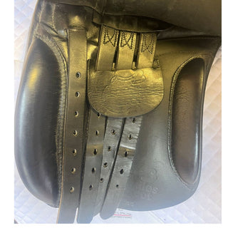 Saddles Direct Samba WH Black 17" W 5 | Saddles Direct