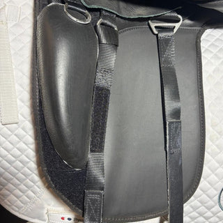 Thorowgood T4 Dressage MDM Black 17.5" 5 | Saddles Direct