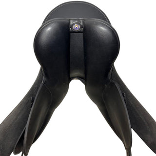 Wintec GP Black 17.5" ADJ 7 | Saddles Direct