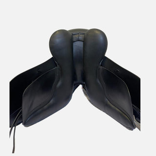 Black Crown (Ideal) Suzannah Black 17.5" MW 7 - Saddles Direct