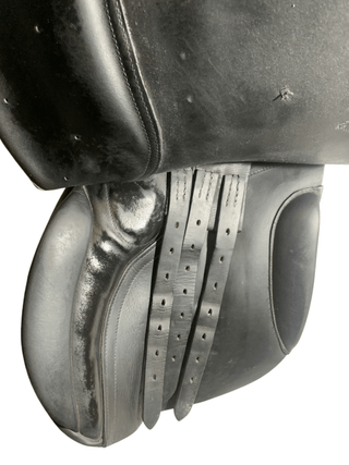 Falcon Hawk Event Black 18" MW 2 | Saddles Direct