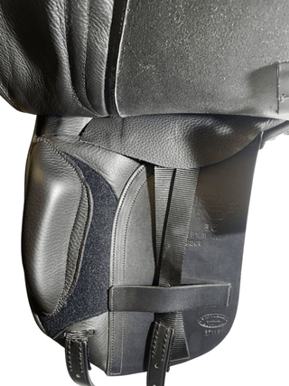 Albion K2 Dressage Adjusta Black 16" W 2 | Saddles Direct