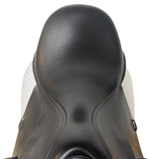 Kent and Masters Original MDR Dressage Black 17" ADJ