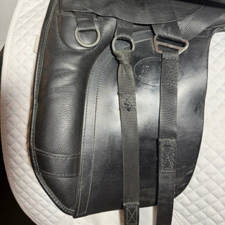 Kent and Masters Original MDR Dressage Black 17" ADJ