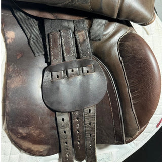 Barnsby GP Brown 17.5" W