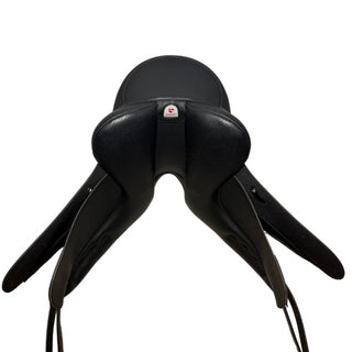 Wintec 500 Dressage Black 16.5" ADJ