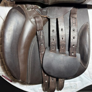 Pony, Cob & Horse Bowland GP Brown 17.5" MW