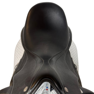 Fairfax World Class Monoflap Dressage Black 17.5" ADJ
