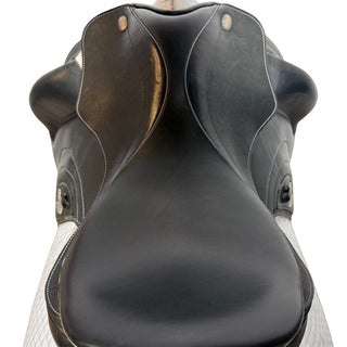 Fairfax World Class Monoflap Dressage Black 17.5" ADJ
