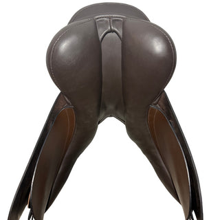 Black Country Event *Classic Tree* GP Brown 17.5" W