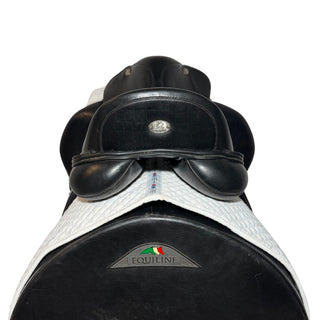 Fairfax World Class Monoflap Dressage Black 17.5" ADJ