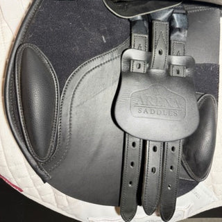 Arena Dual Flap Jump Black 17" ADJ