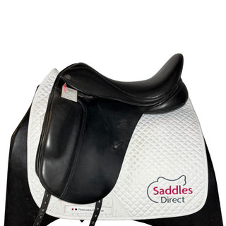 Fairfax Classic Cupped Flap Dressage Black 17.5" ADJ