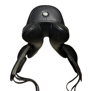 Fairfax World Class Dressage Black 16.5" ADJ