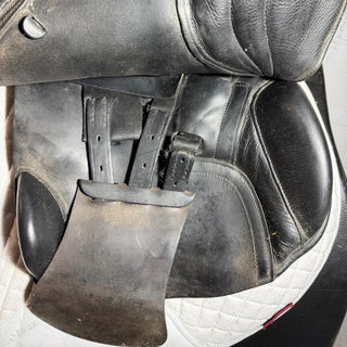 Albion ADJUSTA Legend K2 Jump Black 17" MW 8 | Saddles Direct