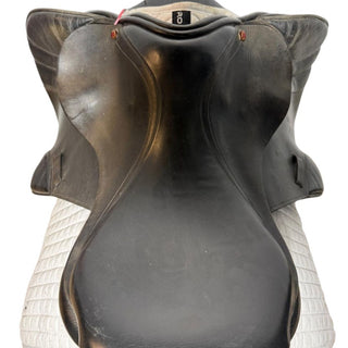 Albion ADJUSTA Legend K2 Jump Black 17" MW 6 | Saddles Direct
