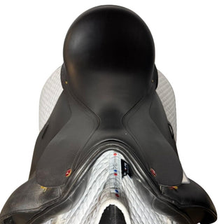 Albion ADJUSTA Ultima SLK II LH NS Dressage Black 17" MW 4 | Saddles Direct