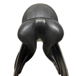 Albion Fabrento Dressage Black 17" M 7 | Saddles Direct