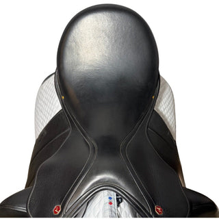 Albion Fabrento Monoflap Dressage Black 17.5" MW 4 | Saddles Direct
