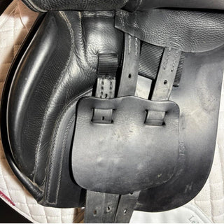 Albion K2 Adjusta GP Black 16.5" MW 7 | Saddles Direct