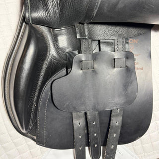 Albion K2 ADJUSTA GP Black 17.5" MW 7 | Saddles Direct