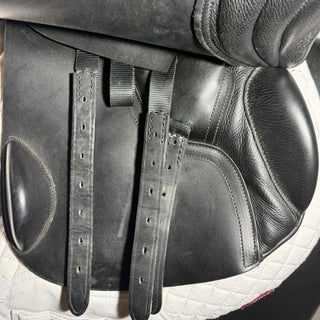 Albion K2 ADJUSTA Jump Black 17" MW 8 | Saddles Direct