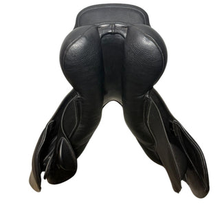 Albion K2 ADJUSTA Jump Black 17" MW 9 | Saddles Direct