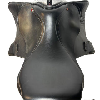 Albion K2 ADJUSTA Legend Jump Black 17" MW 6 | Saddles Direct