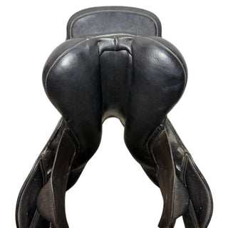 Albion K2 ADJUSTA Legend Jump Black 17" MW 9 | Saddles Direct
