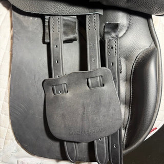 Albion K2 ADJUSTA VSD GP Black 17" MW 8 | Saddles Direct