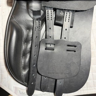 Albion K2 ADJUSTA VSD GP Black 17" MW 7 | Saddles Direct